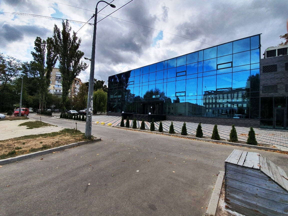 Голосеевский проспект 118 (300 м.кв.)