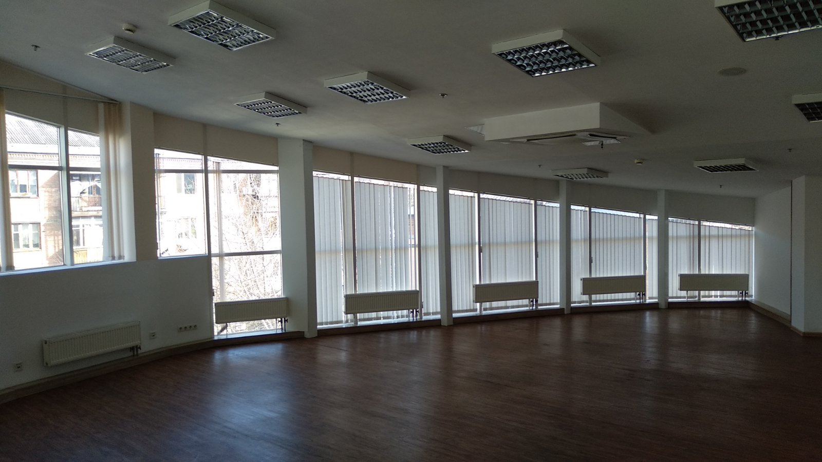 Аренда офиса на Печерске м.Дружбы Народов (107 кв.м.)