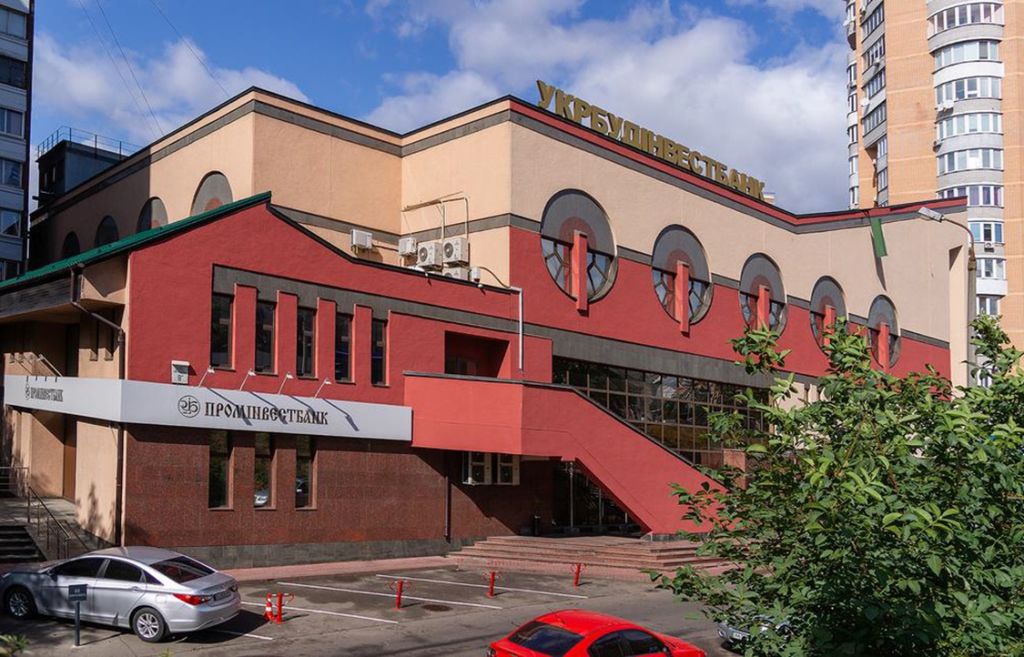 ПРОДАЖА ЗДАНИЯ М.ЛУКЬЯНОВСКАЯ УЛ.ЧЕРНОВОЛА, 8 (3760 КВ.М.)