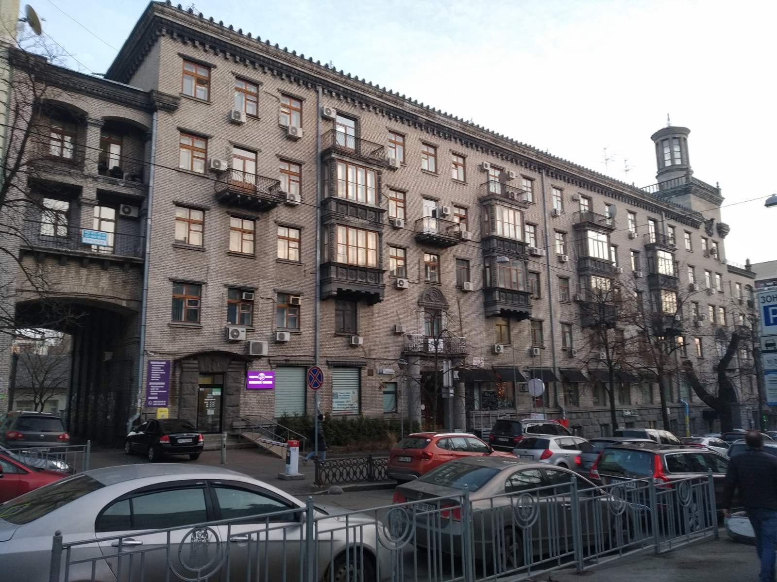Продажа офисного здания мул.Владимирская, 69 4325 кв.м.
