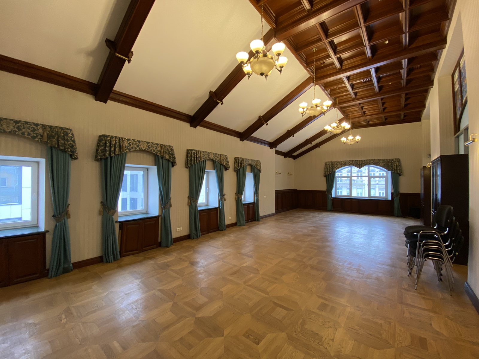 Аренда офиса ул,Михайловская, Майдан (323 кв.м.)