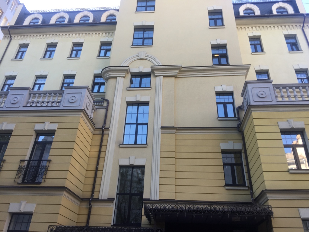 Аренда здания, 2170 кв.м., ул.Лескова, Печерск