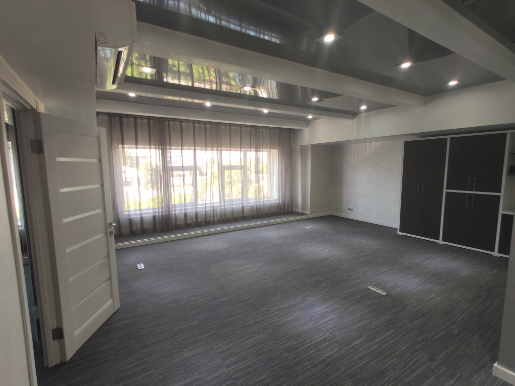 Аренда офиса 109 кв. м. Open Space. ул.Ярославская, 56