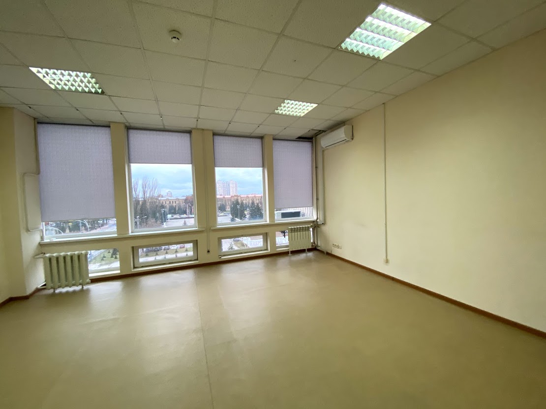 Аренда офиса в БЦ, ул.Липковского, Соломенская пл.106 кв.м.