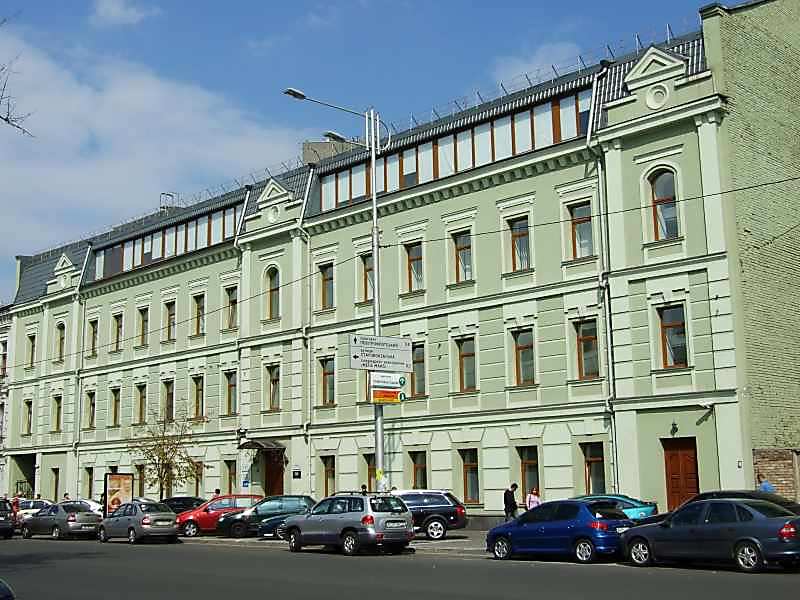 Аренда офиса площадью – 71  кв.м. 3 этаж. ул. Жилянская 146