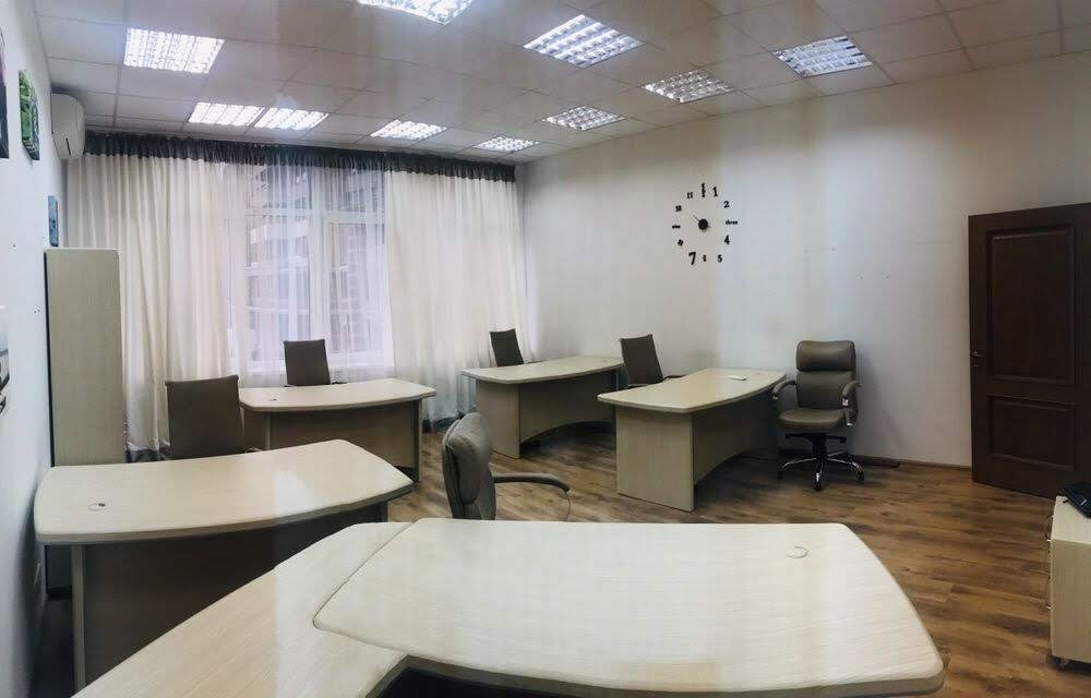 Аренда офиса с мебелью бул.Леси Украинки, 7Б (250 кв.м.)